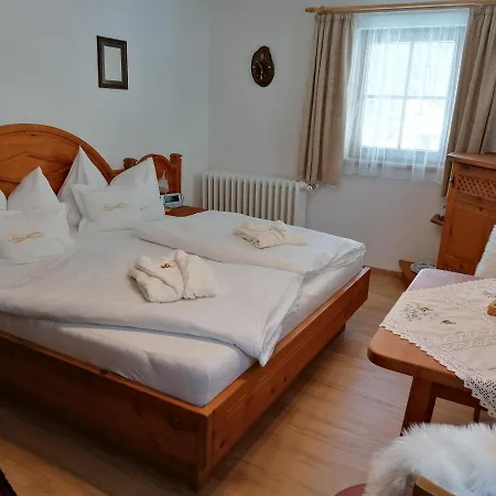 Heilbad Burgwies Pensionat 3*