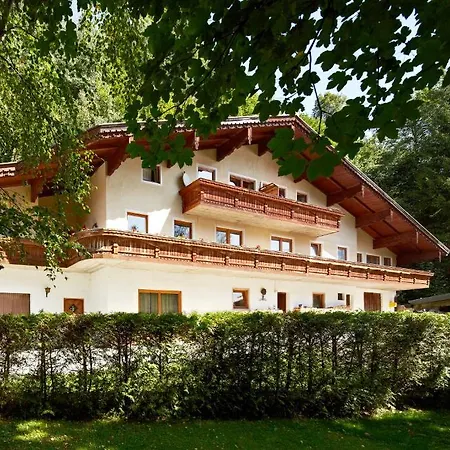 Heilbad Burgwies Penzion