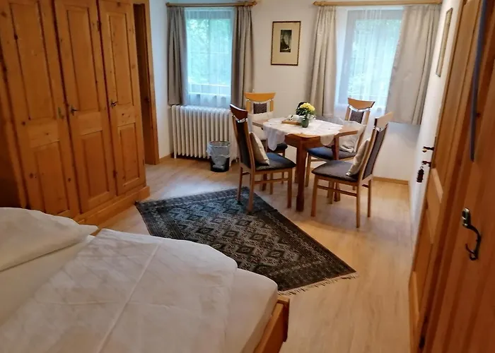 Pension Garni Burgwies Heilbad Гостевой дом Штульфельден