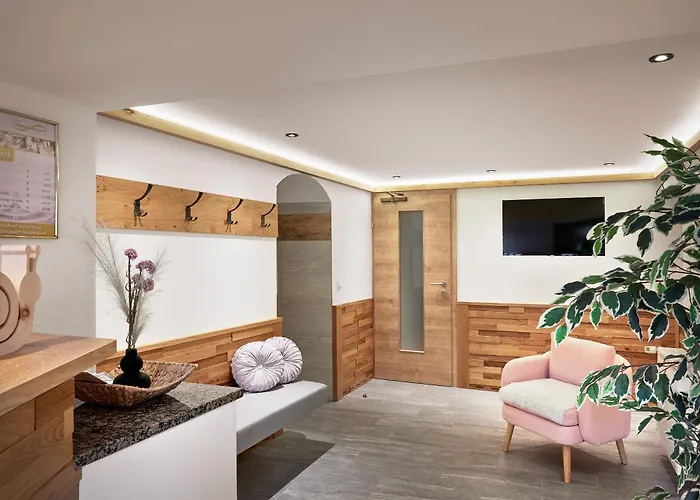 Πανσιόν Pension Garni Burgwies Heilbad 3*